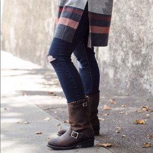 Frye Boots Engineer 8R Short Size: 6/12